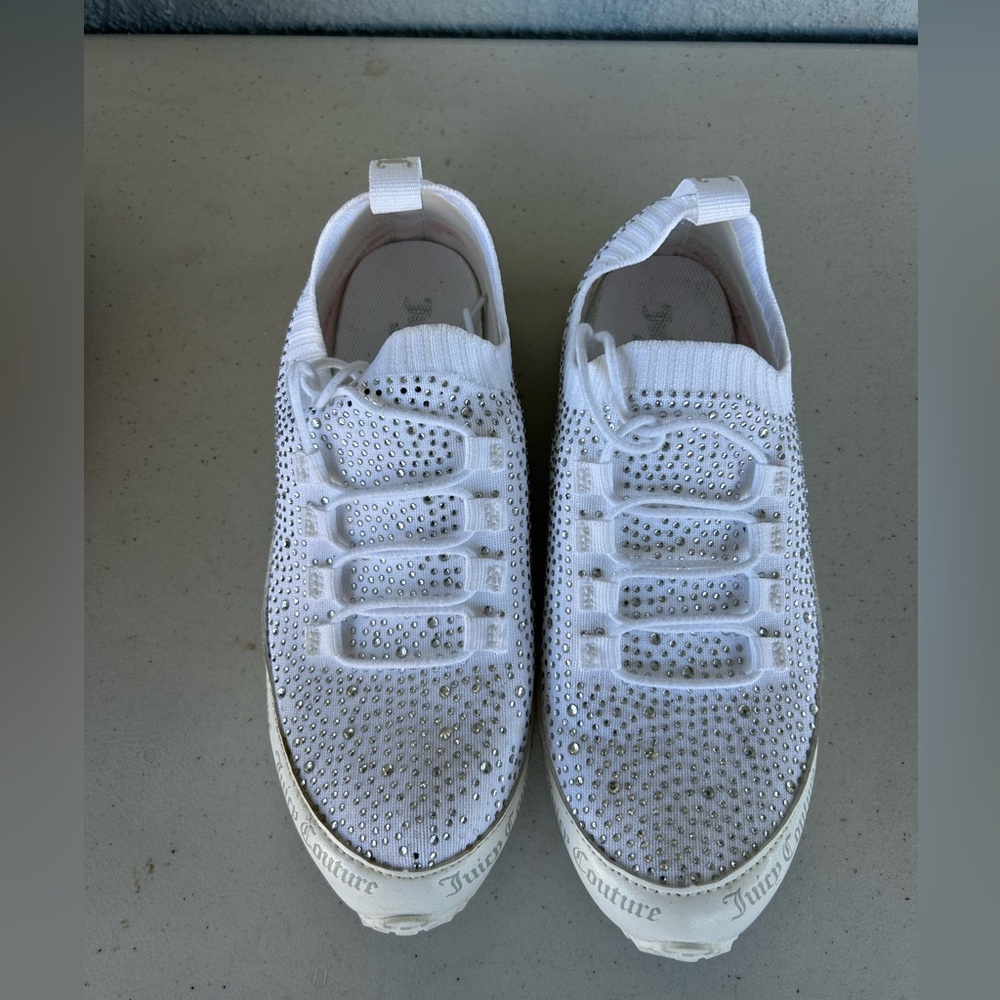 Women’s Juicy Couture Adana Rhinestone Embellished Lace Up Sneakers Size 7 *READ